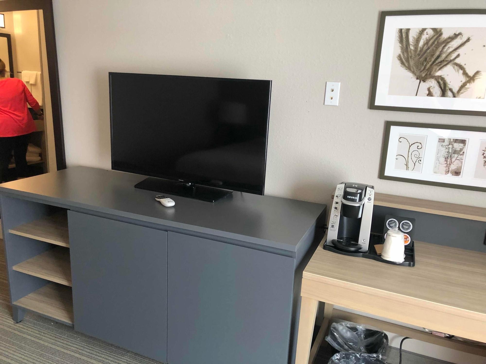 Country Inn & Suites By Radisson, Wichita East, Ks Extérieur photo