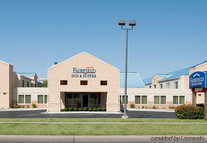 Country Inn & Suites By Radisson, Wichita East, Ks Extérieur photo